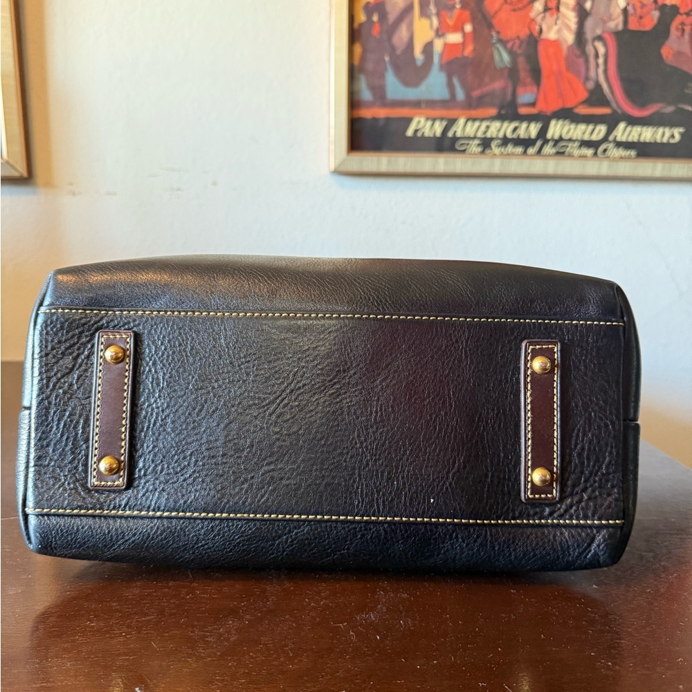 Dooney & Bourke Classic Black Shoulder Bag - Picture 8 of 15